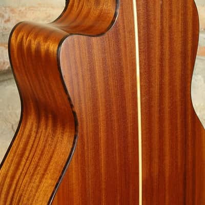 LAKEWOOD M1 CP - Grand Concert Cutaway Amplificata image 18