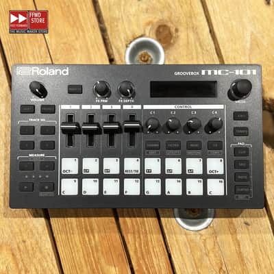 Roland MC-101 Groovebox image 1