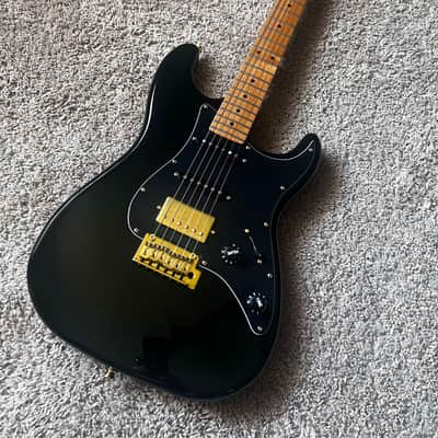 Jet Guitars JS-400 JS400 BKG, HSS Ceramic pickups, solid basswood body, 22 frets roasted maple neck, 2 point tremolo, gold hardware Free Setup image 4