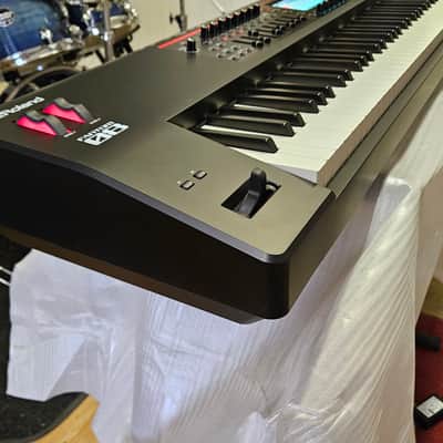 Roland FANTOM-08 88-Key Workstation, B-stock from Roland UK. Full 2 yr warranty. MINT image 7