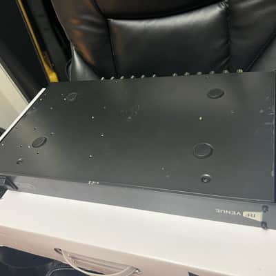 RF Venue COMBINE4 4-channel Antenna Combiner image 4