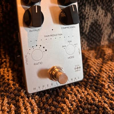 Darkglass Electronics Hyper Luminal Hybrid Compressor 2018 - Present - Silver image 2