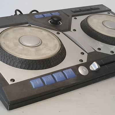MixMan DM2 Digital Music Mixer DJ Controller USB Turntable Scratch Pad image 4