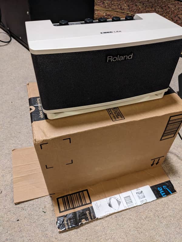 Roland Cube Lite 2-Channel 10-Watt 2x3" Guitar Combo 2014 - Present - White image 1