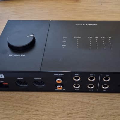 Native Instruments Komplete Audio 6 MKii USB Audio Interface 2019 - Present - Black image 2