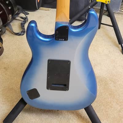 Squier Contemporary Stratocaster Special 2021 - Present - Sky Burst Metallic image 2