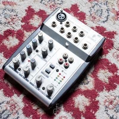 Behringer EuroRack UB502 Second Hand image 2