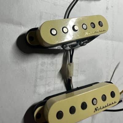 Fender 099-2115-000 Vintage Noiseless Stratocaster Pickup Set 2010s - Aged White image 3