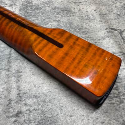 BMC Guitar Neck Strat® Stratocaster® 22 Fret Roasted Tiger Flame Maple With Rosewood Fingerboard 9.5 Radius.   (SN108) image 5