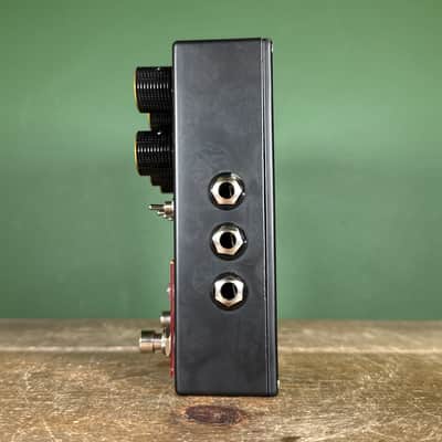 Walrus Audio Meraki Stereo Analog Delay 2024 - Present - Black / Red image 5