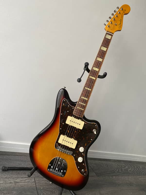 2010 Fender Jazzmaster JM 66 Sunburst Hepcat Pickups image 1