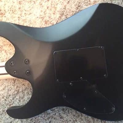 Cort X-6VPR-BKS Snake Skin electric guitar w/DiMarzio Super Distortion Bridge Pickup image 10