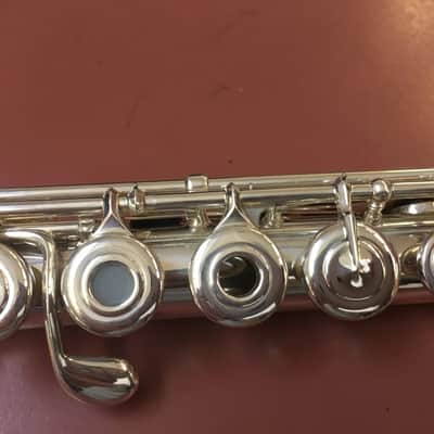 Vintage 1963 W.S Haynes Handmade Solid Silver Flute, New Pads, with 14K Gold Lip; with Case image 10