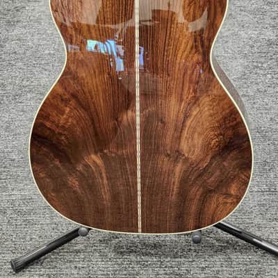Martin Custom Shop 000-C24 Firehouse Guitars Exclusive Grand Auditorium Acoustic Guitar, Solid Spruce Top, Aged Tone Natural image 4