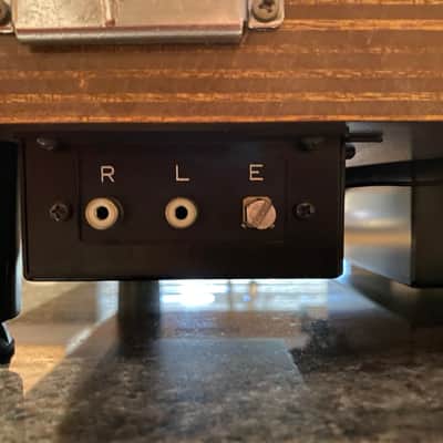 Rare, vintage JVC VL-8 Belt Drive Quadraphonic Capable Turntable image 9
