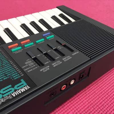 Yamaha PSS-270 Vintage FM Synthesizer Keyboard In Open Box image 4