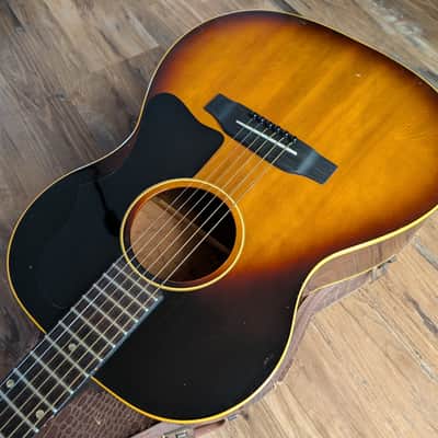 Gibson LG-1 Acoustic Guitar 00 Size 1964 Sunburst Great Condition W/OSSC image 5