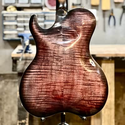 Howie Escape Series Baritone #EB.4.95.23 - Violet image 16