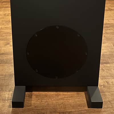 Amphion two 18, amp500, baseOne25, base amp 500 and amphion cables. Offers welcome. 2018 - black. image 24