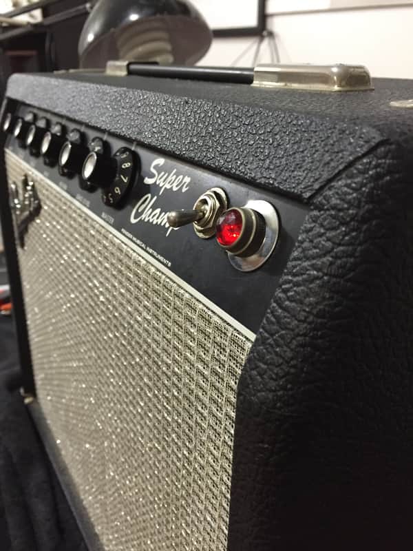 Fender Super Champ 18-Watt 1x10" Guitar Combo 1982 - 1986 image 2