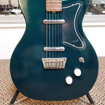 used Jerry Jones Single Cut 6 String Guitar in Sherwood Green, Very Good Condition image 4