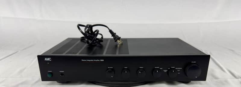AMC / NAD 3020 Stereo Integrated Power Amplifier Home Automation Series Vintage 1990s