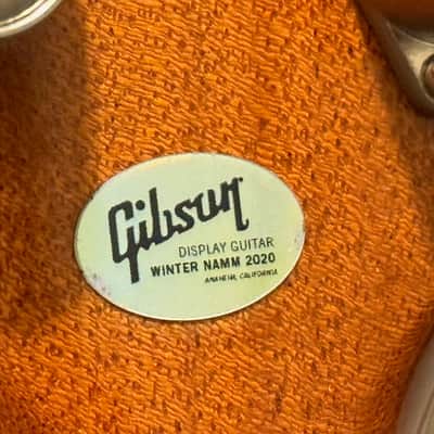 Gibson Montana Hummingbird Studio 2019 - Walnut Burst image 11