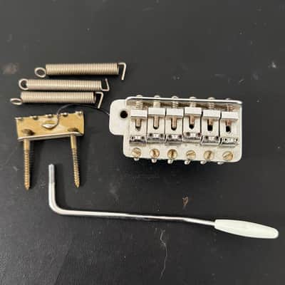 Stratocaster Bridge Assembly image 1