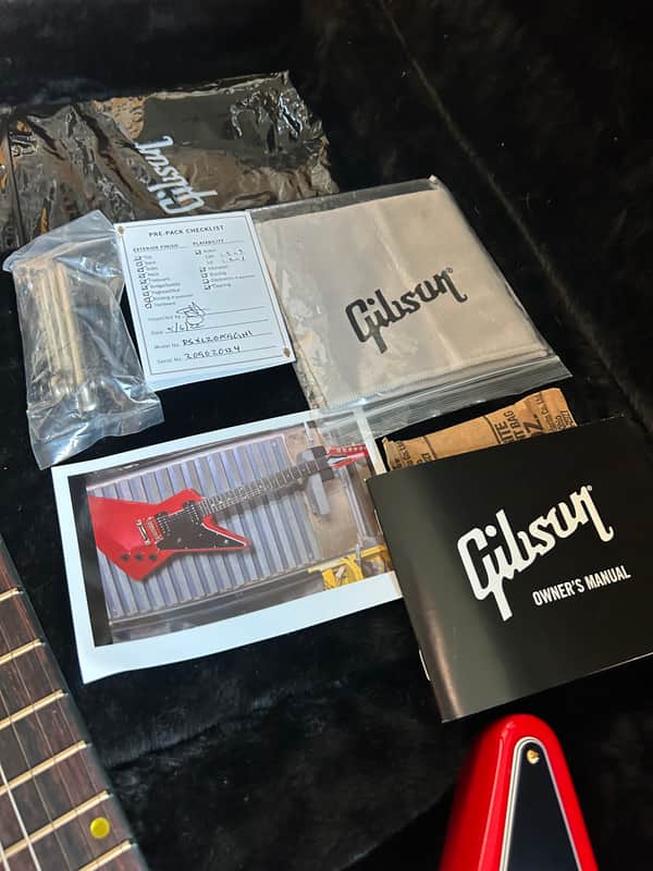 Gibson Lzzy Hale Signature Explorerbird 2022 - Cardinal Red - Image 6