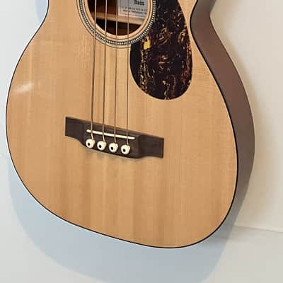Martin 00C-16GTAE Acoustic Bass and original case image 3
