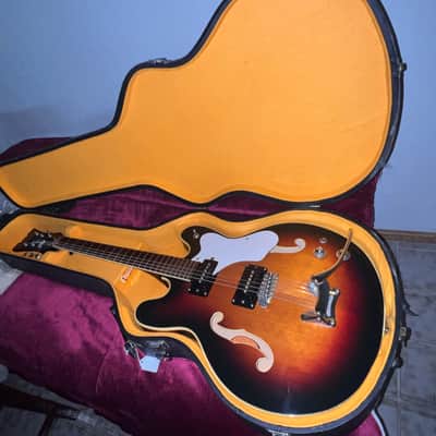 Mosrite Celebrity I 1965-1966 super clean, sunburst orginal case image 5