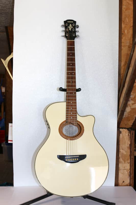 Yamaha APX-6 Acoustic Electric Guitar - Unbeatable Price!
