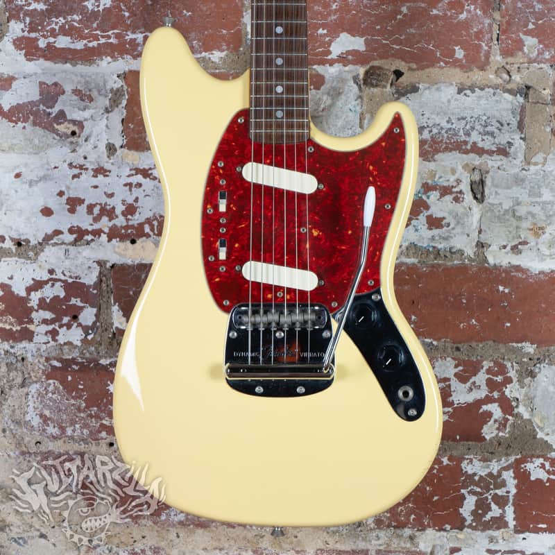 Fender Mustang '69 Reissue MG69 2002 Yellow White CIJ Japan