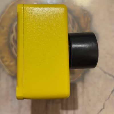 MXR M148 Micro Chorus 2005 - Present - Yellow image 5