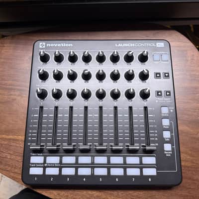 Novation Launch Control XL MK2 MIDI DAW Controller 2022 - 2025 - Black