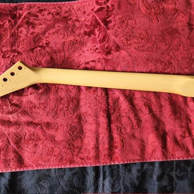 Charvel 375 Neck MIJ late 80s/early 90s – NOS Undrilled Heel – Rare Ex-Distributor Stock image 7