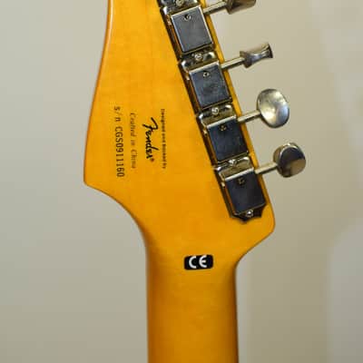 2009 Squier Classic Vibe Stratocaster '50s Electric Guitar, Maple Fingerboard, 2-Color Sunburst image 9