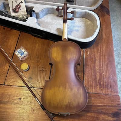 Full-Size 4/4 Antiqued Satin Violin Outfit w/ Case, Bow & Accessories image 4