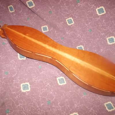 2001 David McKinney Mountain Dulcimer Co. hourglass resonator image 5