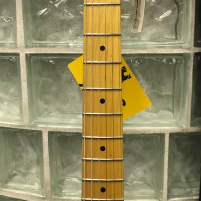 G&L Legacy - Shoreline Gold image 8