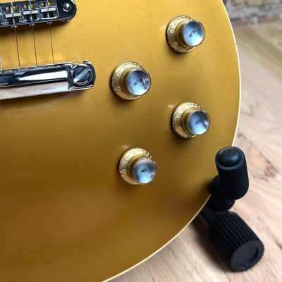 2000 Gibson Les Paul Deluxe 30th Anniversary - Bullion Gold Top image 5
