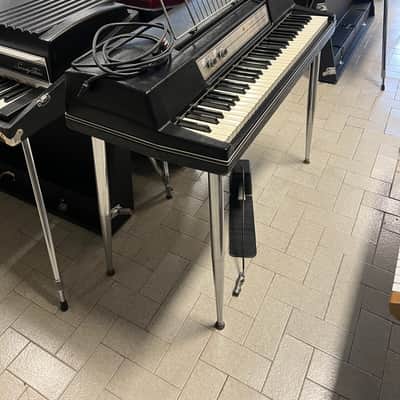 Wurlitzer 200 64-Key Electric Piano 1968 - 1974 - Black image 9