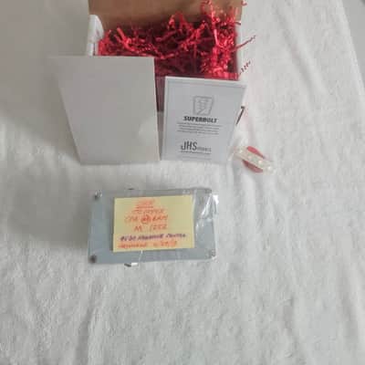 JHS super bolt pedal, mint condition in the box Super bolt image 2