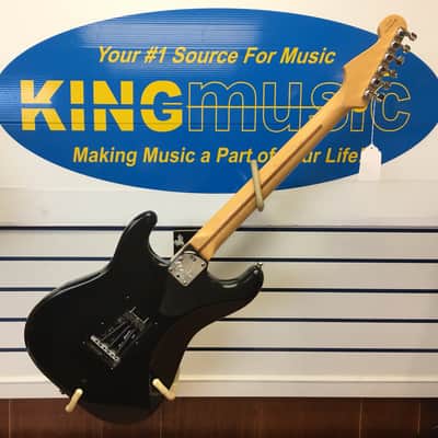 Fender American Deluxe Strat Montego Black image 2