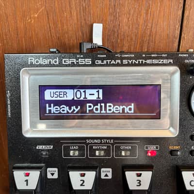 Roland GR-55 gr-55gk Guitar Synth w/ box, GK-3 Pickup, GK cable, power supply image 3