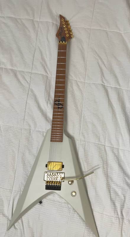 Solar Guitars V1.6VW WOLFMASTER 2024 - Vintage white matte image 1