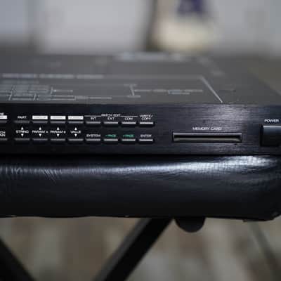 Roland GR-50 guitar synthesizer image 3