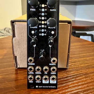 Momo Modular Beehive (Micro Mutable Instruments Plaits) 2022 - Black image 1