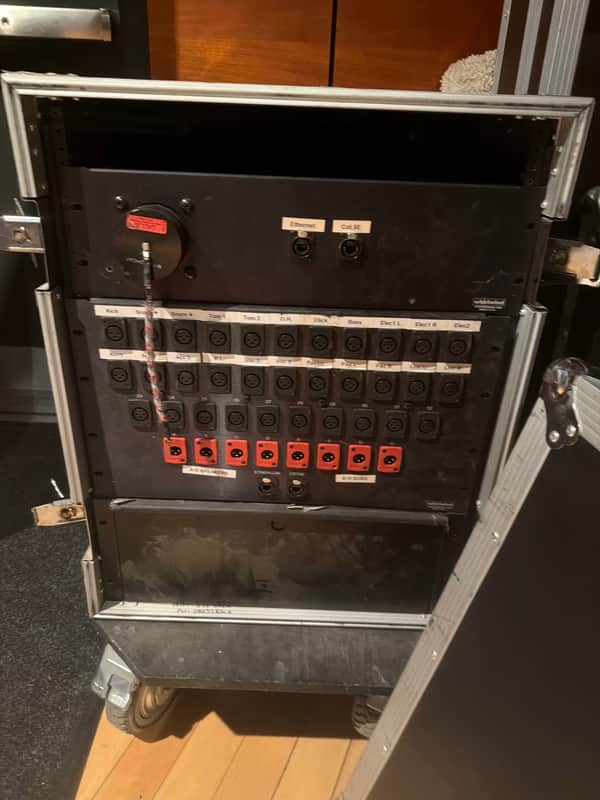 Whirlwind 100ft 32x8 Rackmount Snake 2012 image 1
