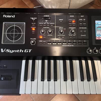 Roland V-Synth GT 61-Key Elastic Audio Synthesizer 2007 - 2009 - Black image 4